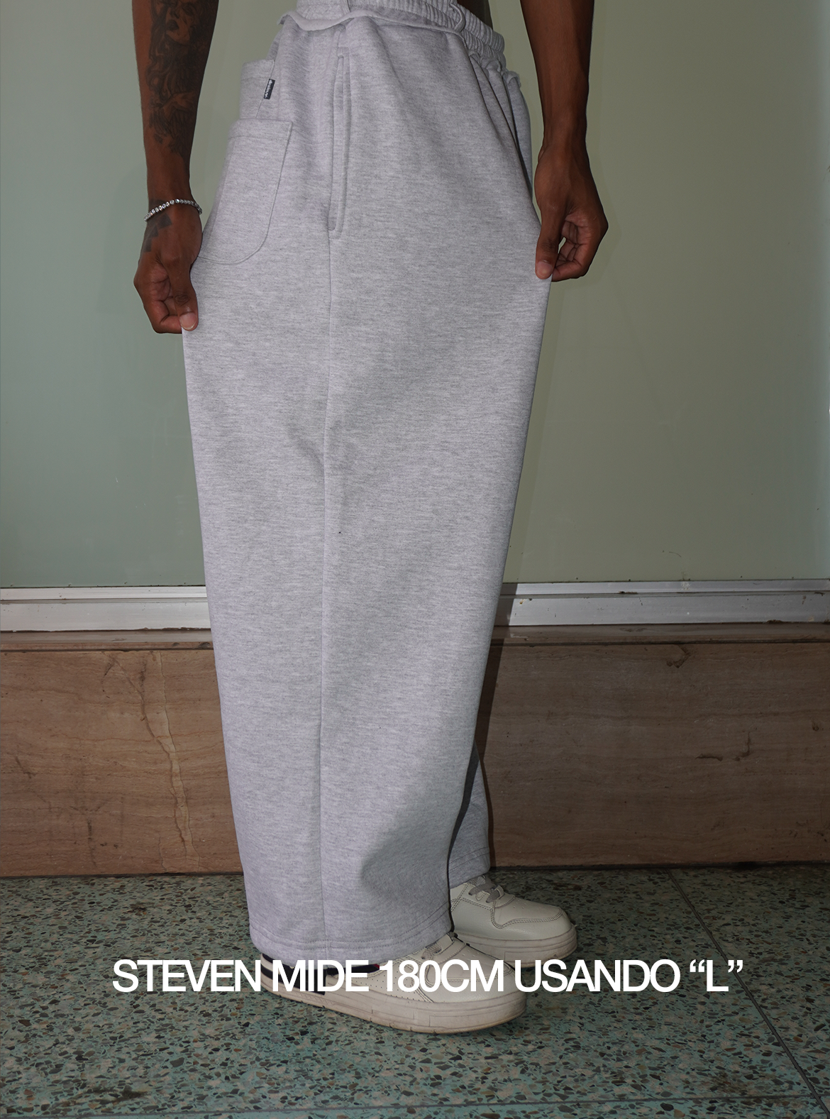 GREY TRACKSUIT® (AHORRA S/60)