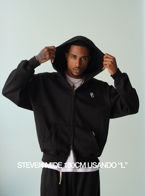 BLACK TRACKSUIT® (AHORRA S/60)