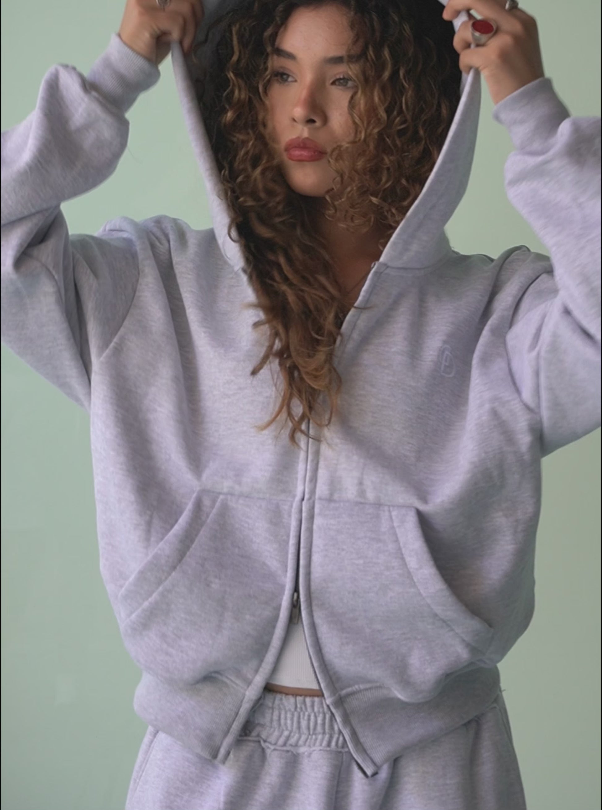 ZIP GRIS® (ENVÍOS 29 DE ABRIL)